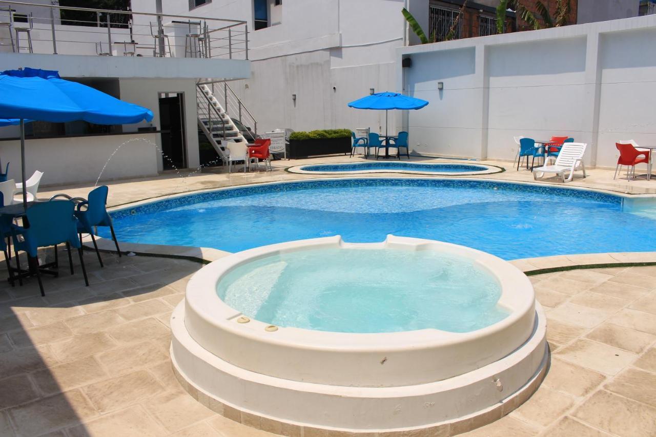 Hotel Royal Fenix Yopal Quarto foto